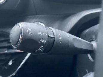 Peugeot E-208 50kWh GT Premium Auto 5dr