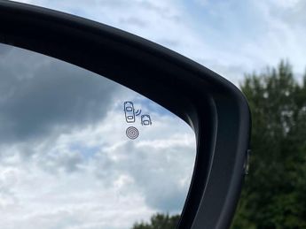 Peugeot E-208 51kWh GT Auto 5dr (7.4kW Charger)