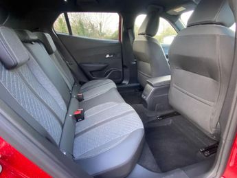 Peugeot E-2008 50kWh Allure Auto 5dr (7kW Charger)