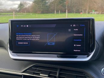 Peugeot E-2008 50kWh Allure Auto 5dr (7kW Charger)