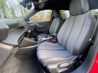 Peugeot E-2008 50kWh Allure Auto 5dr (7kW Charger)