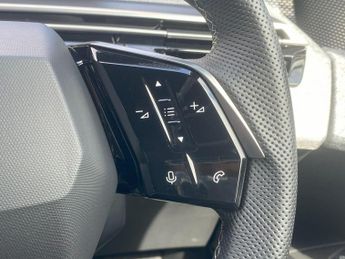 Peugeot E-3008 73kWh GT Auto 5dr