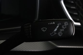 SEAT Leon 1.5 TSI EVO SE Dynamic Euro 6 (s/s) 5dr