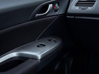 Honda Civic 1.8 i-VTEC ES 5dr