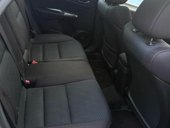 Honda Civic 1.8 i-VTEC ES 5dr