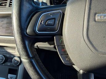 Land Rover Range Rover Evoque 2.2 SD4 Pure Tech Auto 4WD Euro 5 (s/s) 5dr