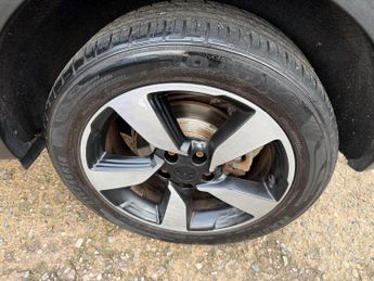 Nissan Qashqai 1.6 dCi N-Connecta XTRON 2WD Euro 6 (s/s) 5dr
