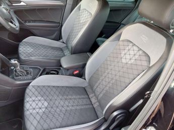 Volkswagen Tiguan 1.5 TSI R-Line DSG Euro 6 (s/s) 5dr