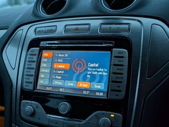 Ford Mondeo 2.0T EcoBoost Titanium Powershift Euro 5 5dr