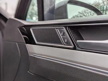 Volkswagen Passat 1.6 TDI SE Business DSG Euro 6 (s/s) 4dr