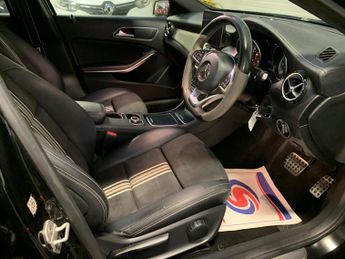 Mercedes-Benz A Class 2.1 A200d WhiteArt 7G-DCT Euro 6 (s/s) 5dr