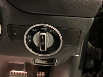 Mercedes-Benz A Class 2.1 A200d WhiteArt 7G-DCT Euro 6 (s/s) 5dr