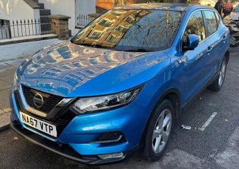 Nissan Qashqai 1.2 DIG-T Acenta XTRON Euro 6 (s/s) 5dr