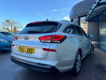 Hyundai i30 1.6 CRDi Premium SE Tourer DCT Euro 6 (s/s) 5dr