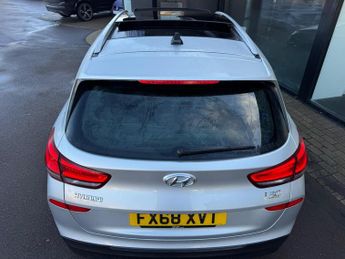 Hyundai i30 1.6 CRDi Premium SE Tourer DCT Euro 6 (s/s) 5dr