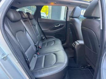 Hyundai i30 1.6 CRDi Premium SE Tourer DCT Euro 6 (s/s) 5dr