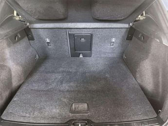 Volvo XC40 Recharge 69kWh Core SUV 5dr Electric Auto (231 ps)