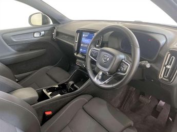 Volvo XC40 Recharge 69kWh Core SUV 5dr Electric Auto (231 ps)