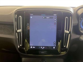 Volvo XC40 Recharge 69kWh Core SUV 5dr Electric Auto (231 ps)