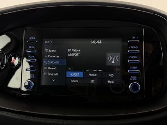 Toyota Aygo X 1.0 VVT-i Pure x-shift Euro 6 (s/s) 5dr