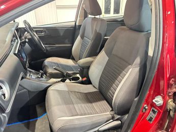 Toyota Auris 1.8 VVT-h Icon CVT Euro 6 (s/s) 5dr (Safety Sense)