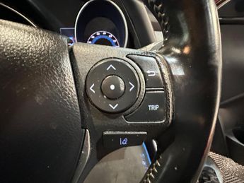 Toyota Auris 1.8 VVT-h Icon CVT Euro 6 (s/s) 5dr (Safety Sense)