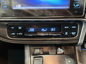 Toyota Auris 1.8 VVT-h Icon CVT Euro 6 (s/s) 5dr (Safety Sense)