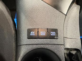 Toyota Auris 1.8 VVT-h Icon CVT Euro 6 (s/s) 5dr (Safety Sense)