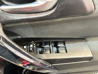 Toyota Auris 1.8 VVT-h Icon CVT Euro 6 (s/s) 5dr (Safety Sense)