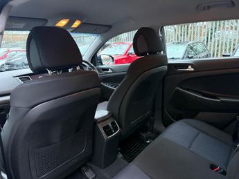 Hyundai TUCSON 1.7 CRDi Blue Drive SE Nav DCT Euro 6 (s/s) 5dr
