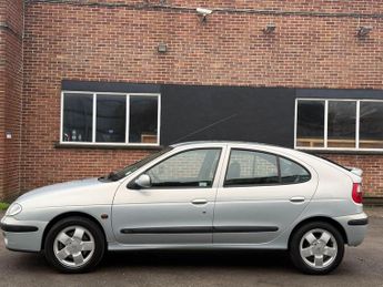 Renault Megane 1.6 16v Fidji 5dr