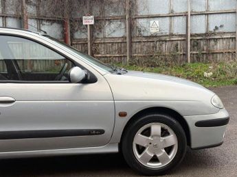 Renault Megane 1.6 16v Fidji 5dr