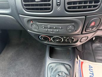 Renault Megane 1.6 16v Fidji 5dr