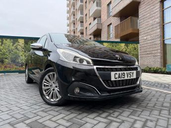 Peugeot 208 1.2 PureTech Signature Euro 6 (s/s) 5dr