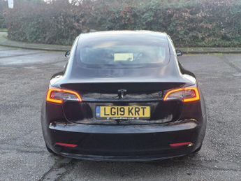 Tesla Model 3 Standard Range Plus Auto RWD 4dr