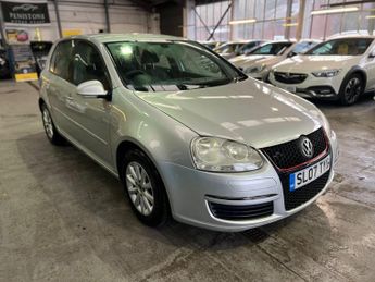 Volkswagen Golf 1.6 FSI Match 5dr