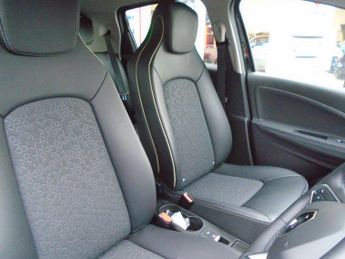 Renault Zoe R135 EV50 52kWh Iconic Auto 5dr (Boost Charge)