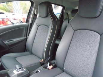 Renault Zoe R135 EV50 52kWh Iconic Auto 5dr (Boost Charge)