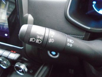 Renault Zoe R135 EV50 52kWh Iconic Auto 5dr (Boost Charge)