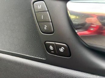 Volvo XC60 2.0 D4 Momentum Pro Auto AWD Euro 6 (s/s) 5dr