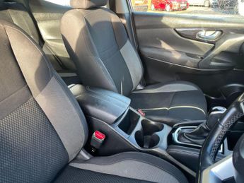 Nissan Qashqai 1.3 DIG-T Acenta Premium SUV 5dr Petrol DCT Auto Euro 6 (s/s) (1