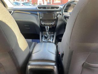 Nissan Qashqai 1.3 DIG-T Acenta Premium SUV 5dr Petrol DCT Auto Euro 6 (s/s) (1