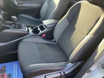 Nissan Qashqai 1.3 DIG-T Acenta Premium SUV 5dr Petrol DCT Auto Euro 6 (s/s) (1