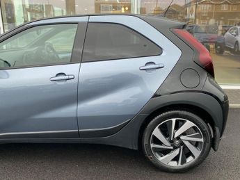 Toyota Aygo X 1.0 VVT-i Edge x-shift Euro 6 (s/s) 5dr