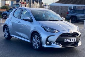 Toyota Yaris 1.5 VVT-h Icon Hatchback 5dr Petrol Hybrid E-CVT Euro 6 (s/s) (1