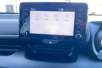 Toyota Yaris 1.5 VVT-h Design E-CVT Euro 6 (s/s) 5dr