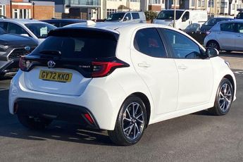 Toyota Yaris 1.5 VVT-h Design E-CVT Euro 6 (s/s) 5dr