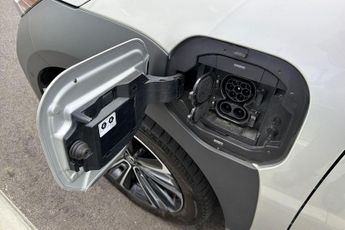 Toyota bZ4X 71.4kWh Vision SUV 5dr Electric Auto (11kW OBC) (204 ps)