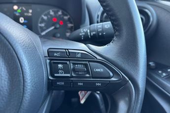 Toyota Yaris 1.5 VVT-h Icon Hatchback 5dr Petrol Hybrid E-CVT Euro 6 (s/s) (1