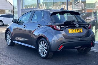 Toyota Yaris 1.5 VVT-h Icon Hatchback 5dr Petrol Hybrid E-CVT Euro 6 (s/s) (1